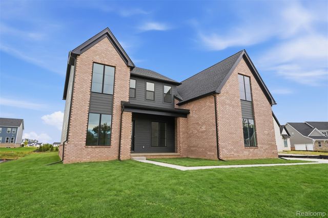 2417 Provencal Drive, Commerce Charter Township, MI 48382
