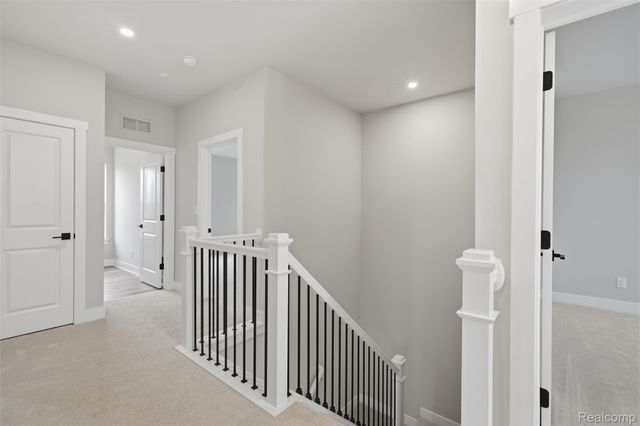 2417 Provencal Drive, Commerce Charter Township, MI 48382