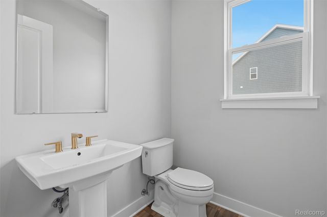 2417 Provencal Drive, Commerce Charter Township, MI 48382