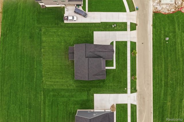 2417 Provencal Drive, Commerce Charter Township, MI 48382
