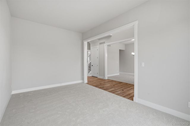 2417 Provencal Drive, Commerce Charter Township, MI 48382