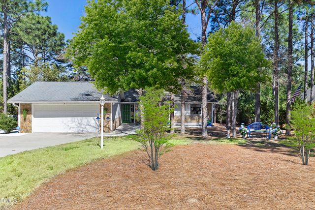 17 Coldstream Lane, Pinehurst, NC 28374