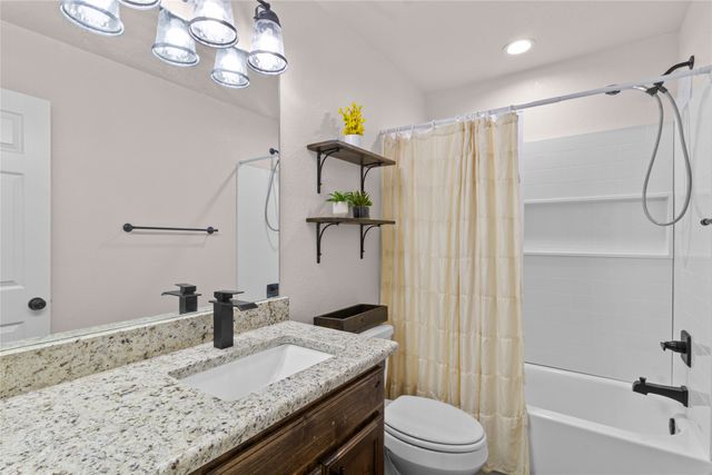 5720 County Road 1017, Joshua, TX 76058