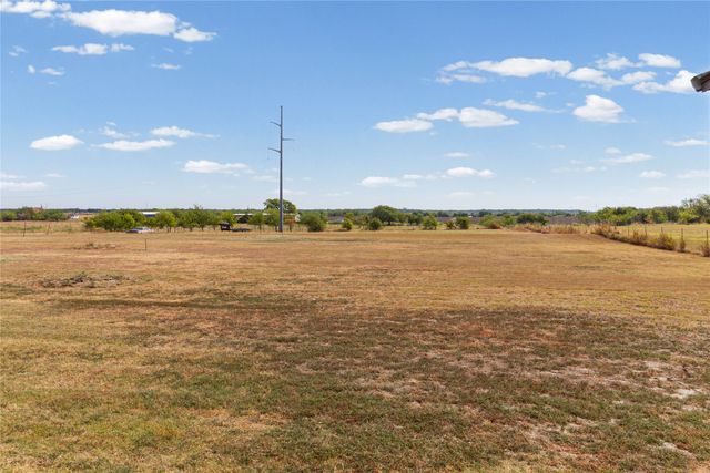 5720 County Road 1017, Joshua, TX 76058