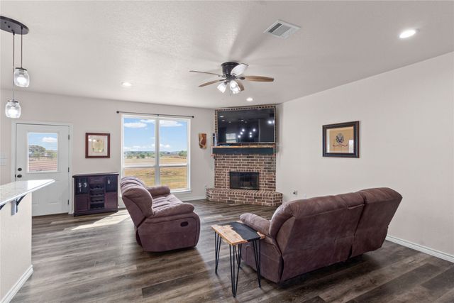 5720 County Road 1017, Joshua, TX 76058