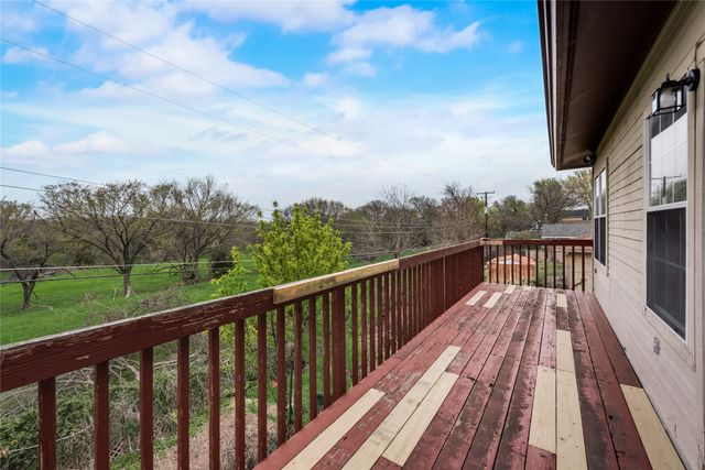 926 Hampshire Street, Grand Prairie, TX 75050