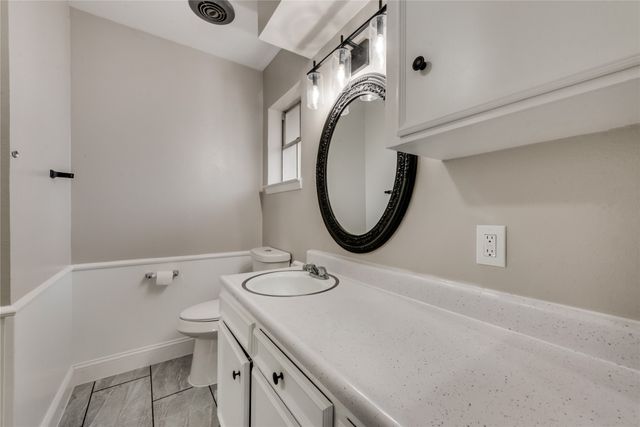 926 Hampshire Street, Grand Prairie, TX 75050