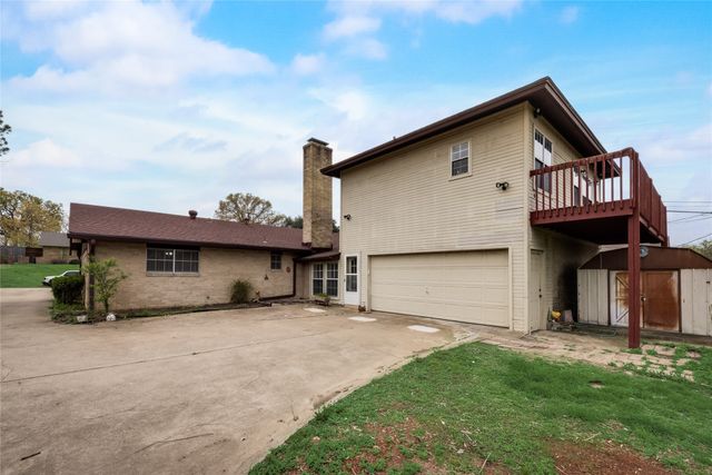 926 Hampshire Street, Grand Prairie, TX 75050