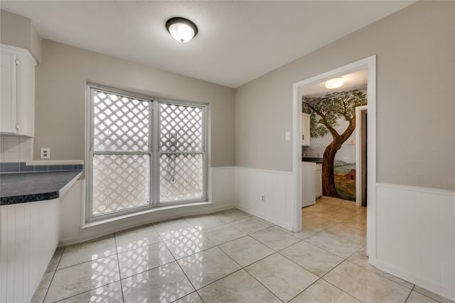 926 Hampshire Street, Grand Prairie, TX 75050