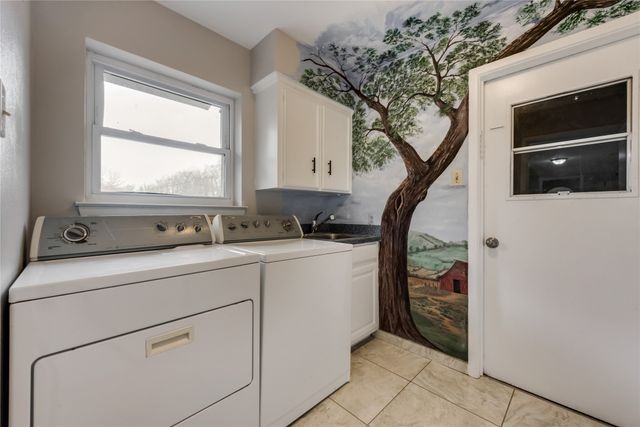 926 Hampshire Street, Grand Prairie, TX 75050