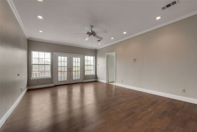 926 Hampshire Street, Grand Prairie, TX 75050