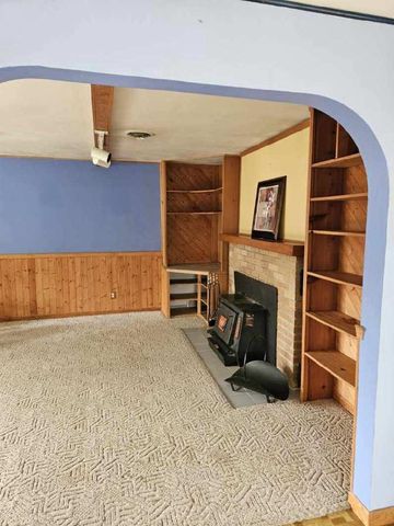 111 S Prentice Street, Evansville, WI 53536