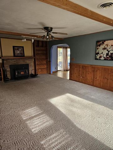 111 S Prentice Street, Evansville, WI 53536