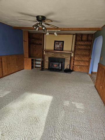 111 S Prentice Street, Evansville, WI 53536