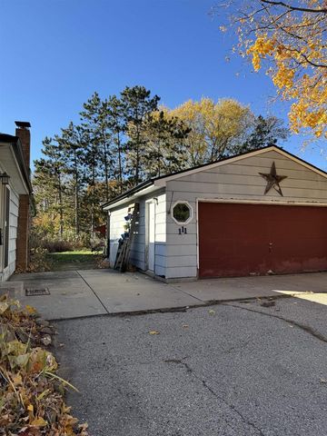 111 S Prentice Street, Evansville, WI 53536