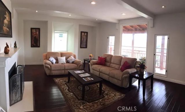 2366 Lyric, Los Angeles, CA 90027