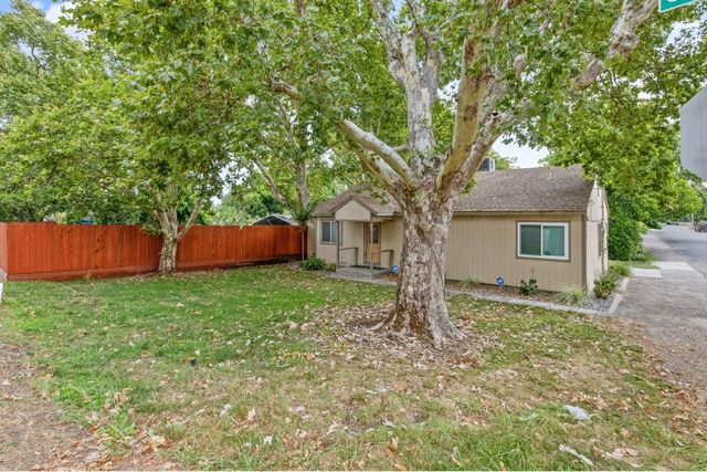 8100 Sunrise Blvd, Citrus Heights, CA 95610