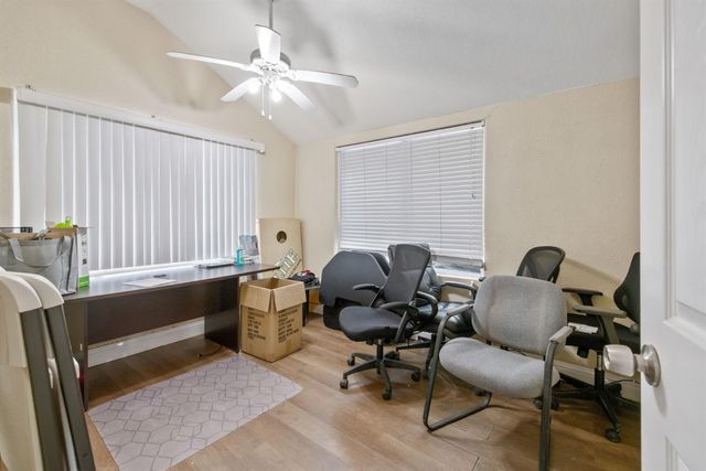 8100 Sunrise Blvd, Citrus Heights, CA 95610