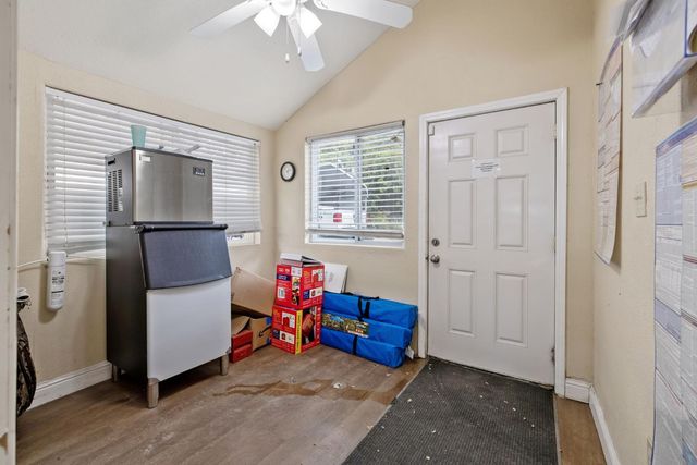 8100 Sunrise Blvd, Citrus Heights, CA 95610