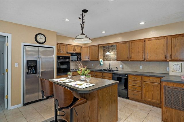 5745 Lakeview Terrace, Springfield, MO 65810