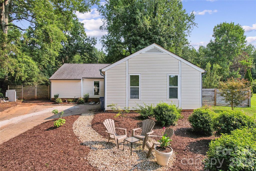 3554 Jared Court, Matthews, NC 28105