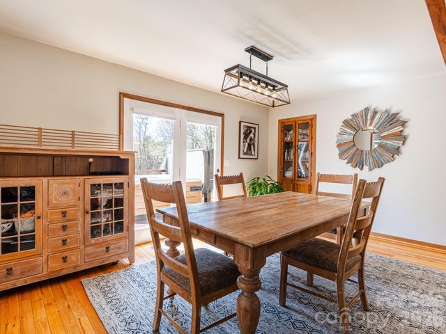 39 Red Oak Lane, Alexander, NC 28701