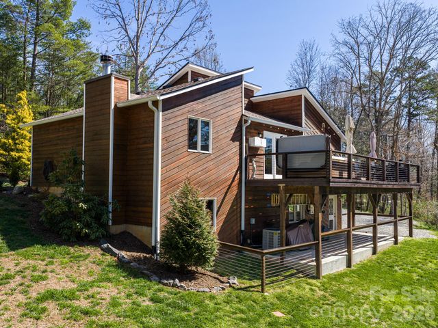 39 Red Oak Lane, Alexander, NC 28701