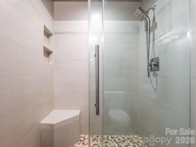 39 Red Oak Lane, Alexander, NC 28701