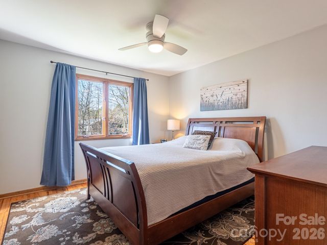 39 Red Oak Lane, Alexander, NC 28701