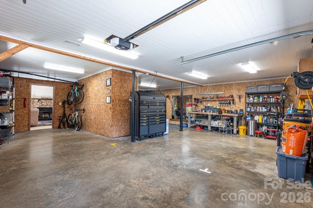 39 Red Oak Lane, Alexander, NC 28701