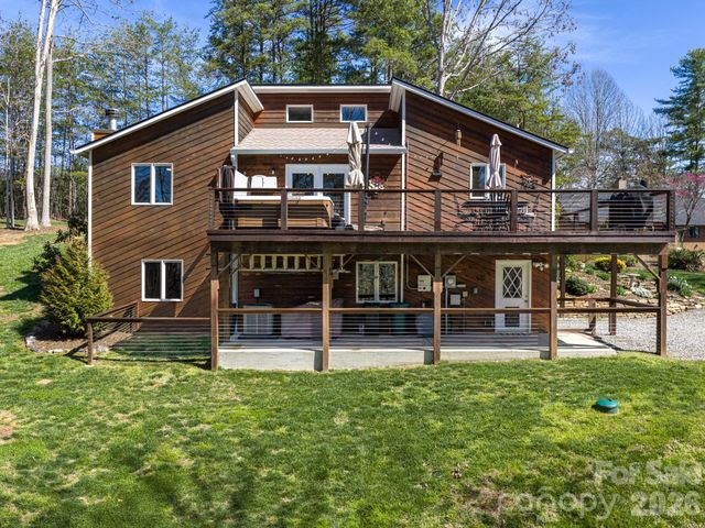 39 Red Oak Lane, Alexander, NC 28701