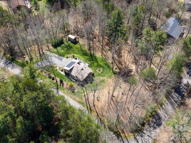 39 Red Oak Lane, Alexander, NC 28701