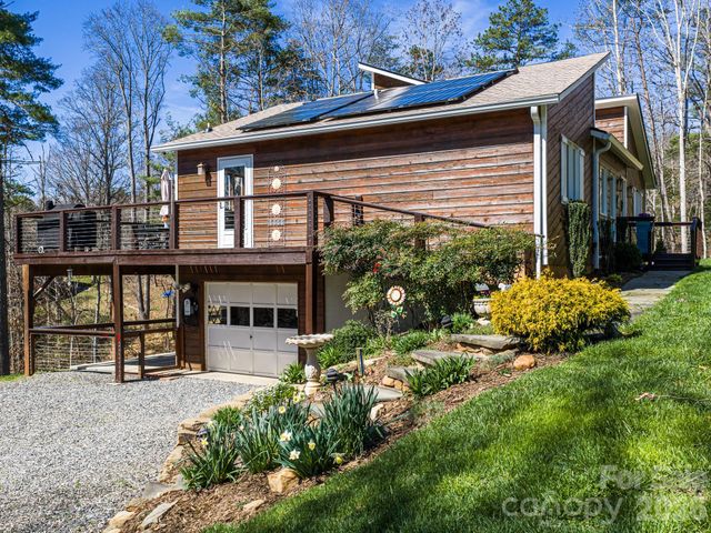 39 Red Oak Lane, Alexander, NC 28701