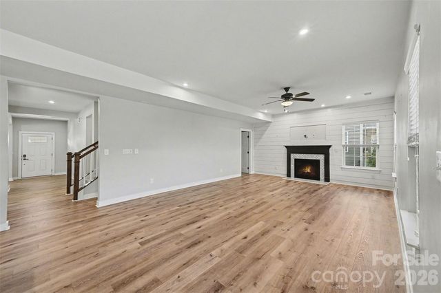 136 Tetcott Street, Mooresville, NC 28115