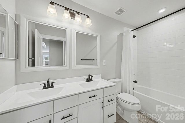 136 Tetcott Street, Mooresville, NC 28115