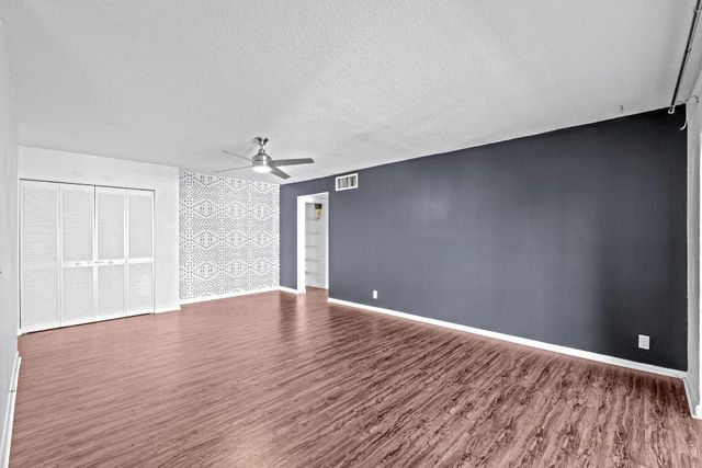 150 Pineview Road C7, Jupiter, FL 33469