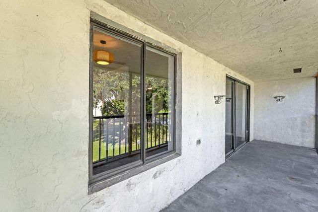 150 Pineview Road C7, Jupiter, FL 33469