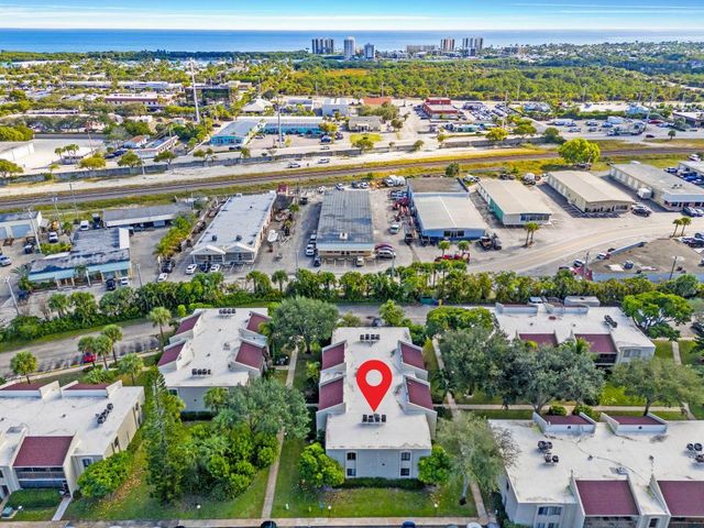 150 Pineview Road C7, Jupiter, FL 33469