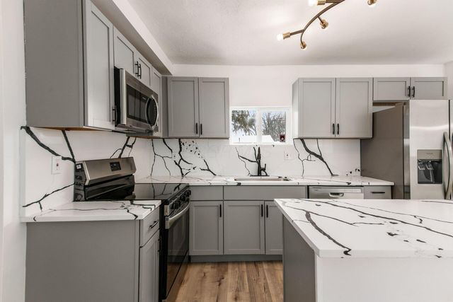 5207 Kornwal Drive, Columbus, OH 43232