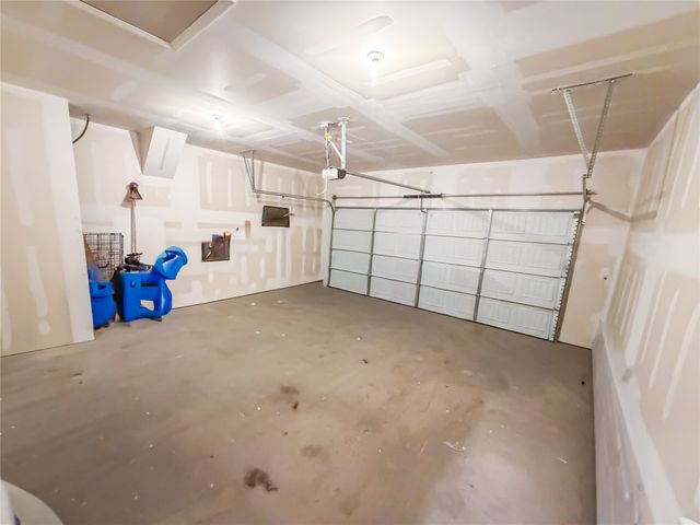 12 Elderbrook Lane, Edgecliff Village, TX 76134