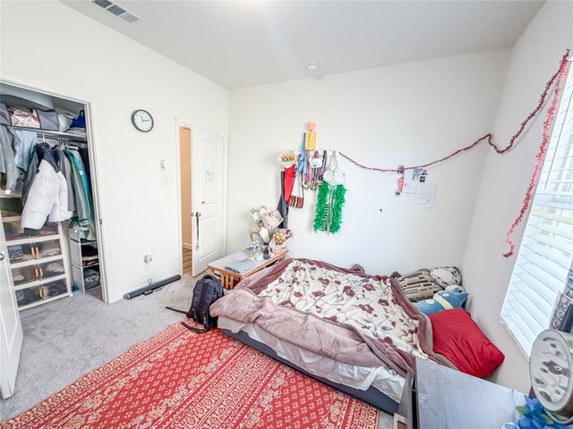 12 Elderbrook Lane, Edgecliff Village, TX 76134