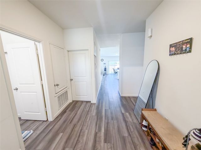 12 Elderbrook Lane, Edgecliff Village, TX 76134