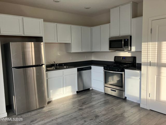 8833 Sky Wind Road, Reno, NV 89506