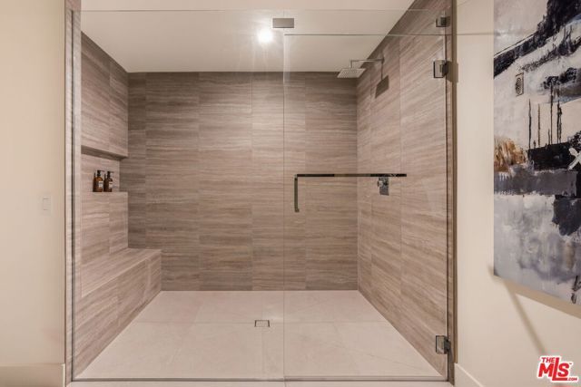 425 N Palm Drive 202, Beverly Hills, CA 90210