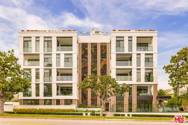 425 N Palm Drive 202, Beverly Hills, CA 90210