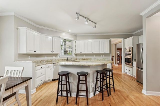 11070 Pennbrooke Crossing, Johns Creek, GA 30097