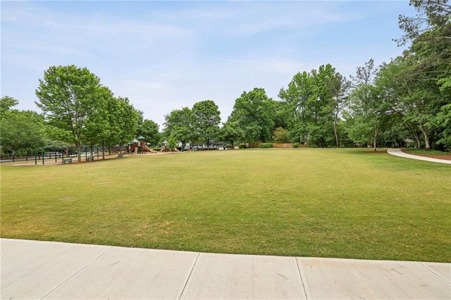 11070 Pennbrooke Crossing, Johns Creek, GA 30097