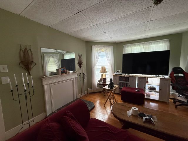 58 Crescent Street, Rutland City, VT 05701