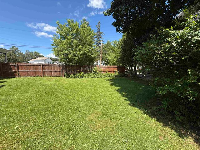 58 Crescent Street, Rutland City, VT 05701