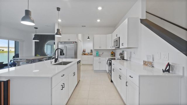 10321 HONEY HAMMOCK WAY, San Antonio, FL 33576